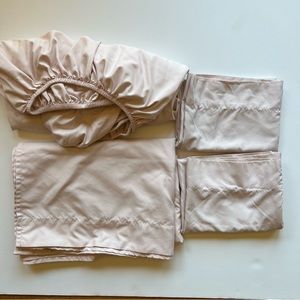 Pottery Barn Teen Powdered Blush Twin XL Microfiber Sheet Set